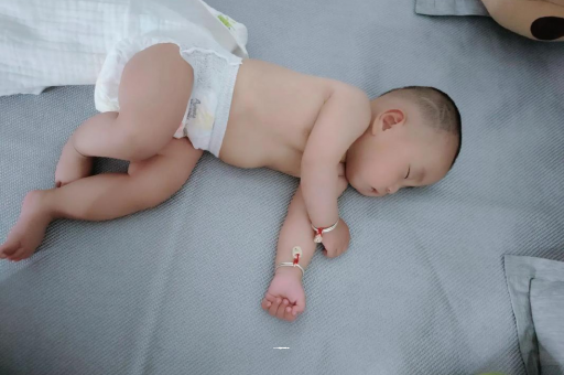 驻马店三个月宝宝身高体重